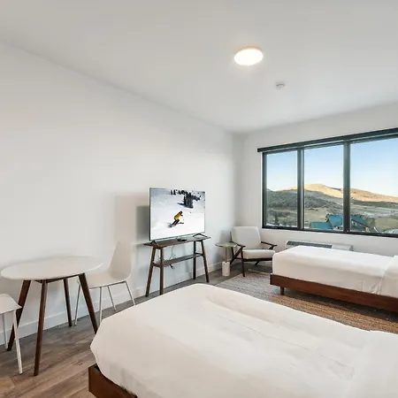 Pioche Village Park City Room photo